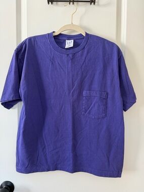 GAP | Vintage Purple Pocket Crewneck T-Shirt - Size M